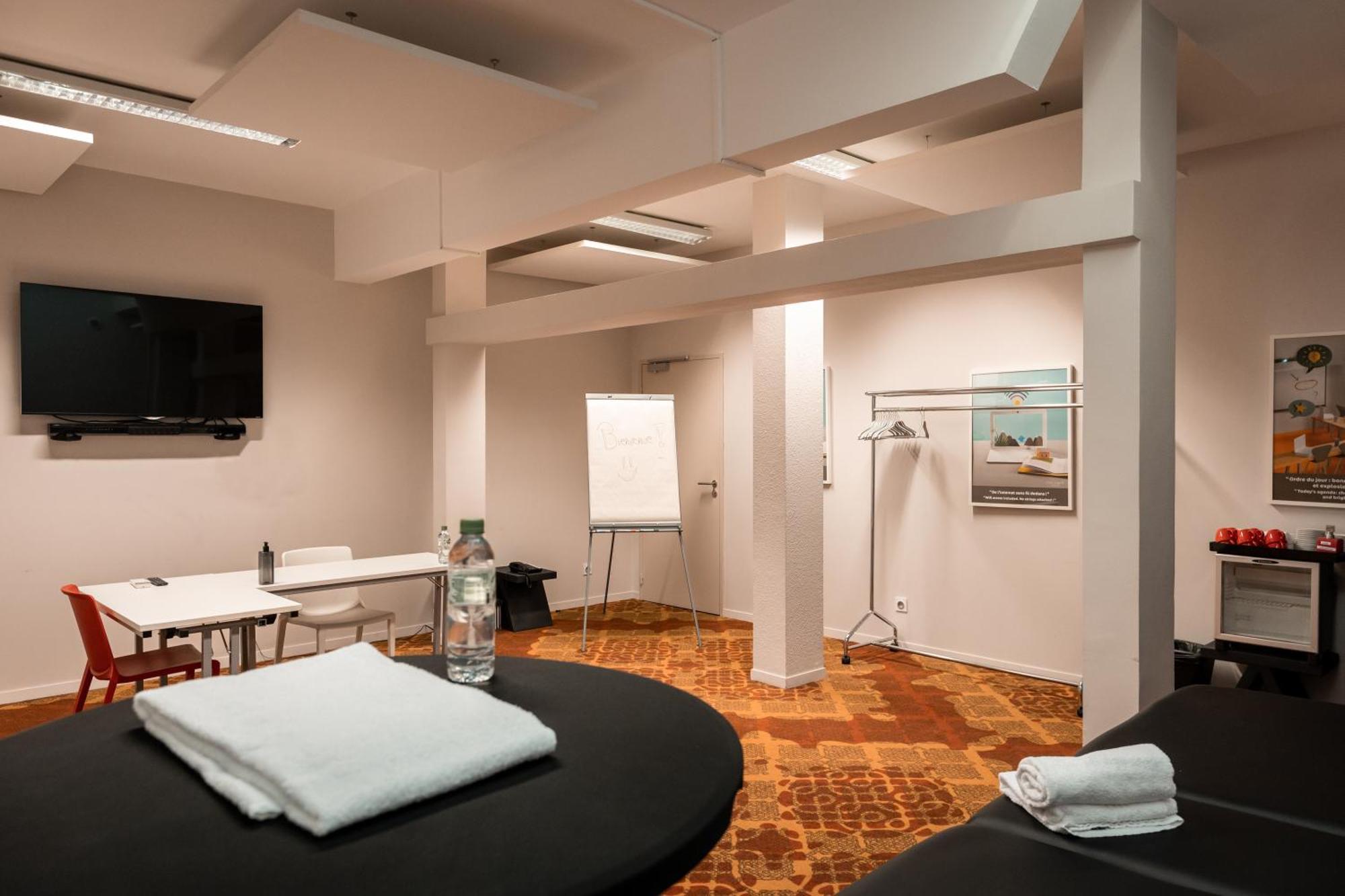 Ibis Styles Albi Centre Le Theatro Hotel Bagian luar foto