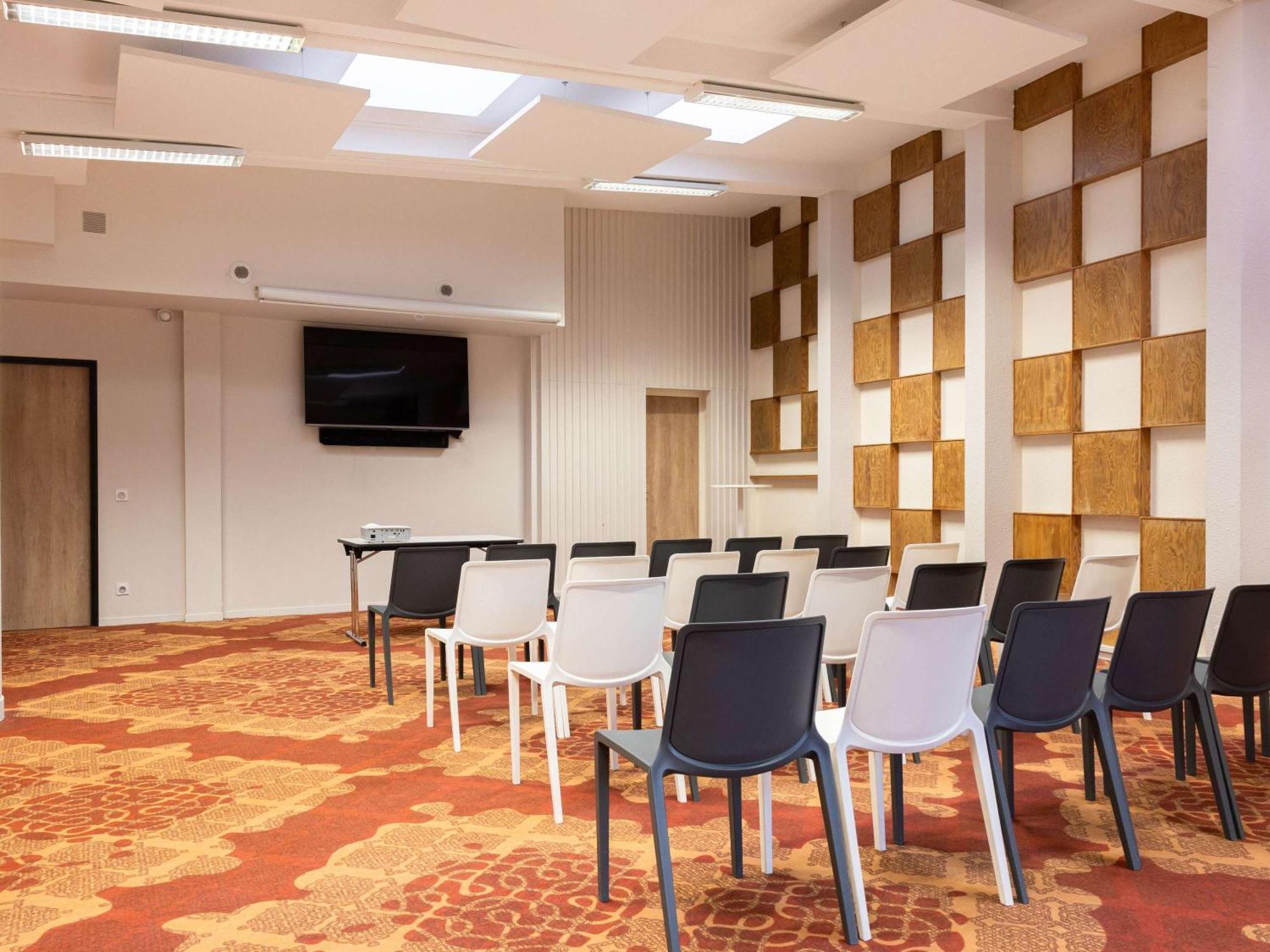 Ibis Styles Albi Centre Le Theatro Hotel Bagian luar foto