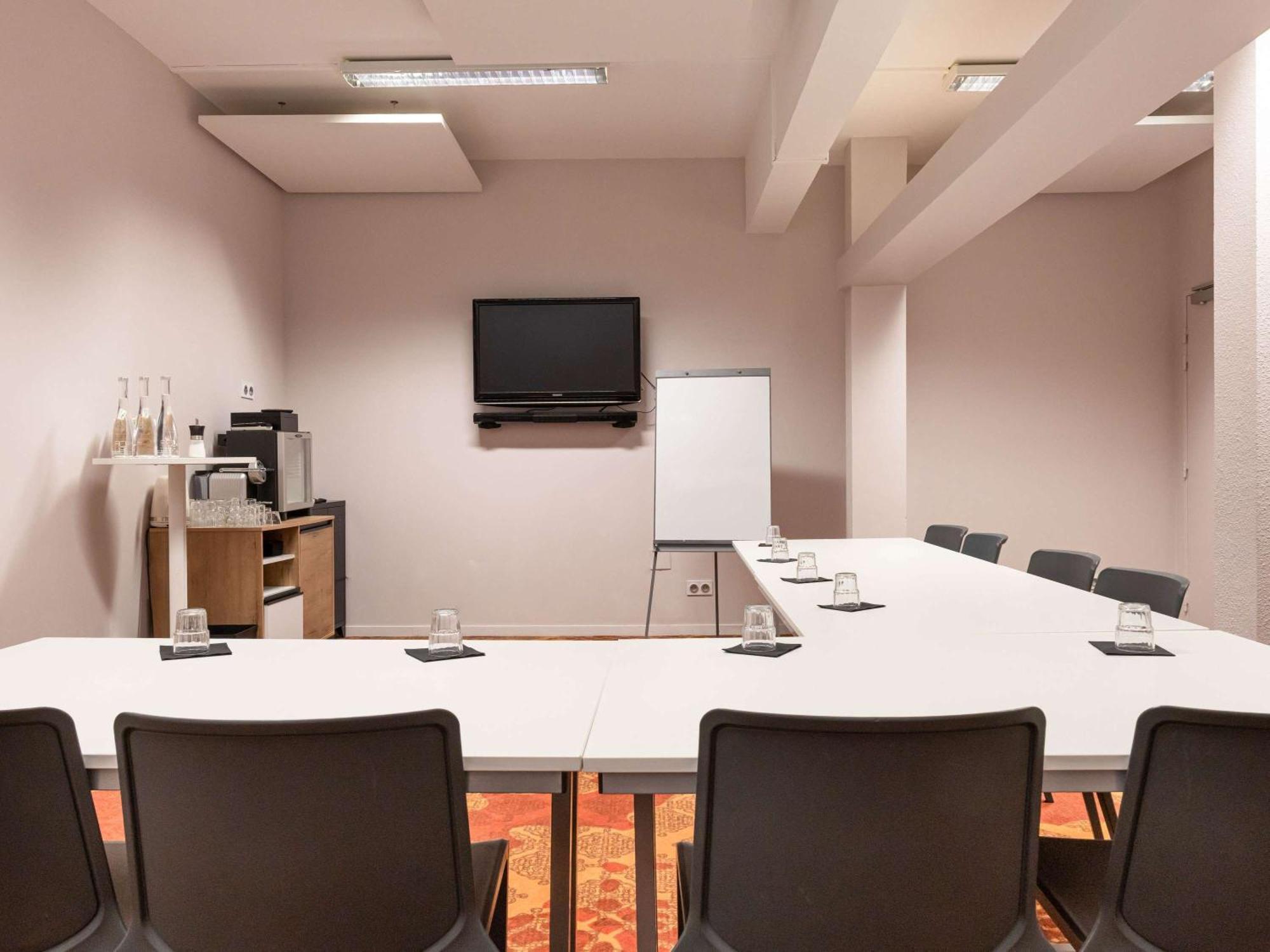Ibis Styles Albi Centre Le Theatro Hotel Bagian luar foto